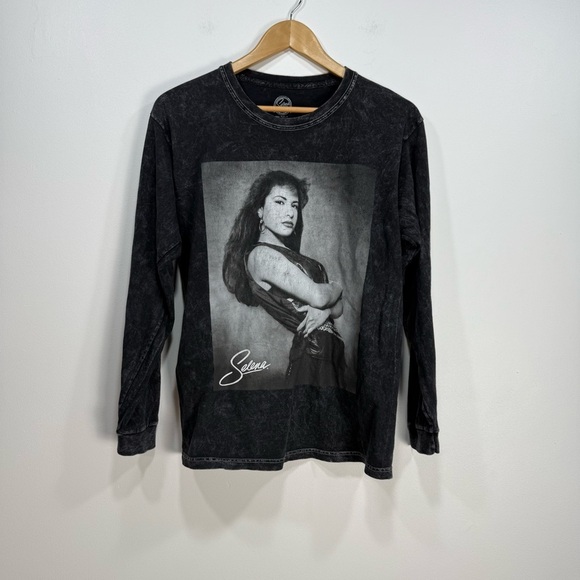 Selena Official Merchendise Tops - Long Sleeve Selena Shirt